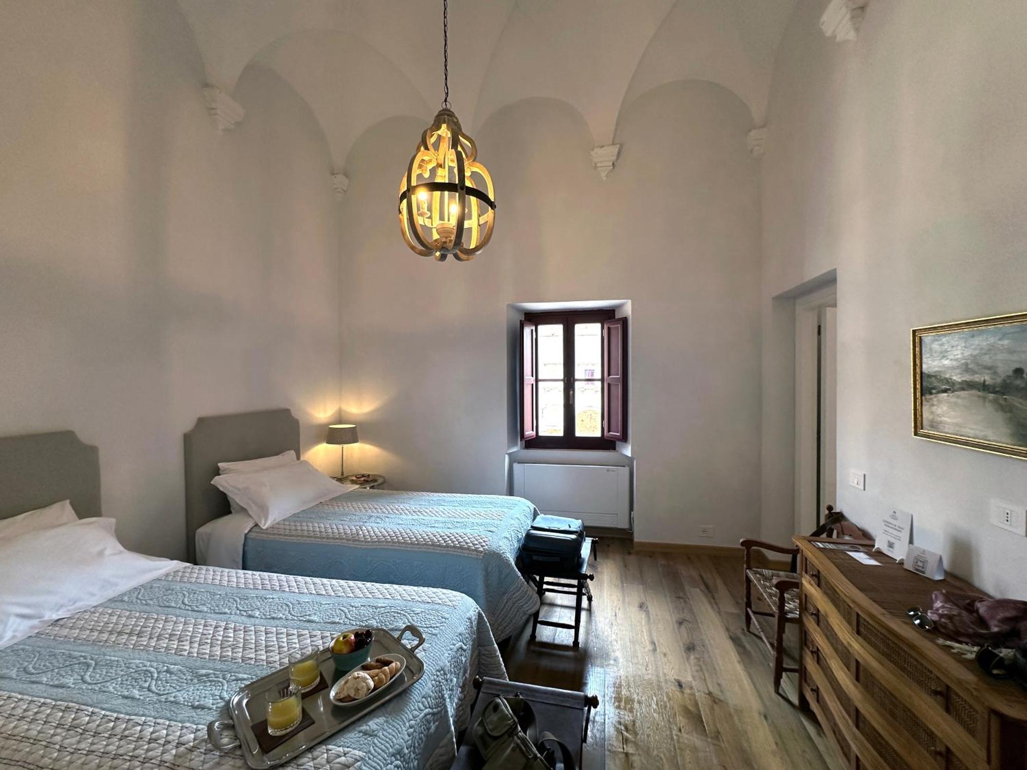 Abbazia Santa Maria Del Bosco Guest House Contessa Entellina Exterior foto