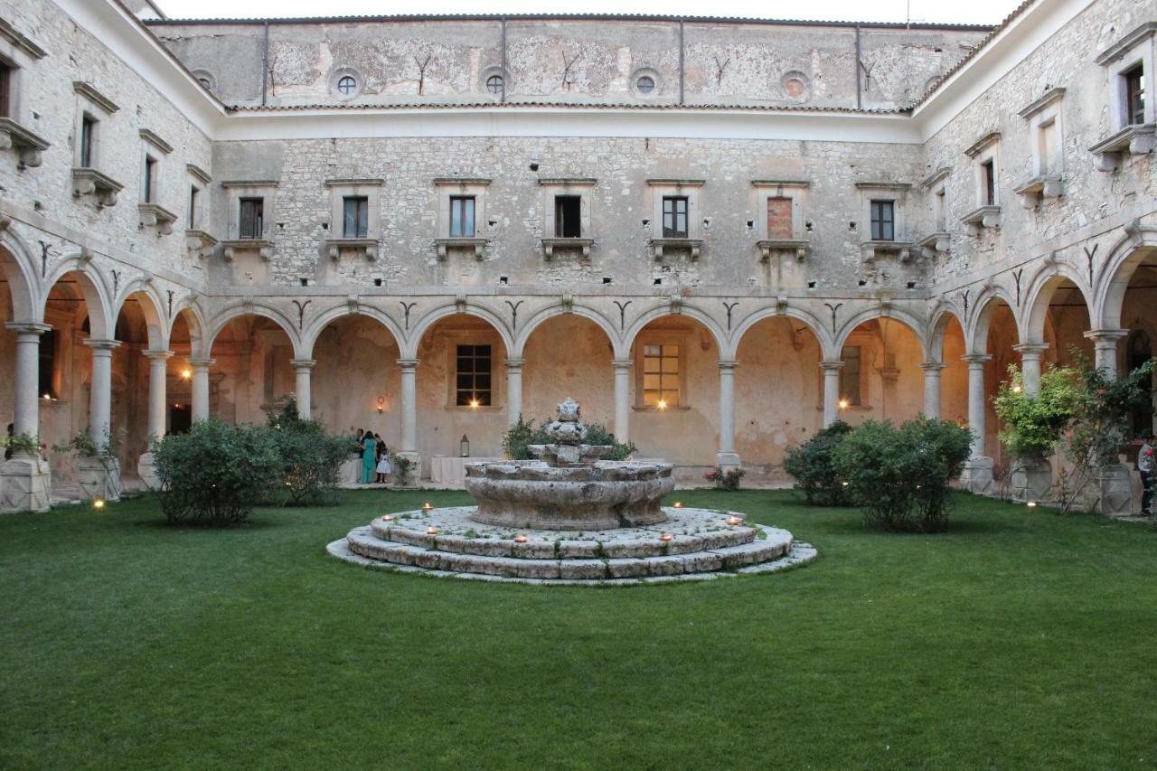 Abbazia Santa Maria Del Bosco Guest House Contessa Entellina Exterior foto