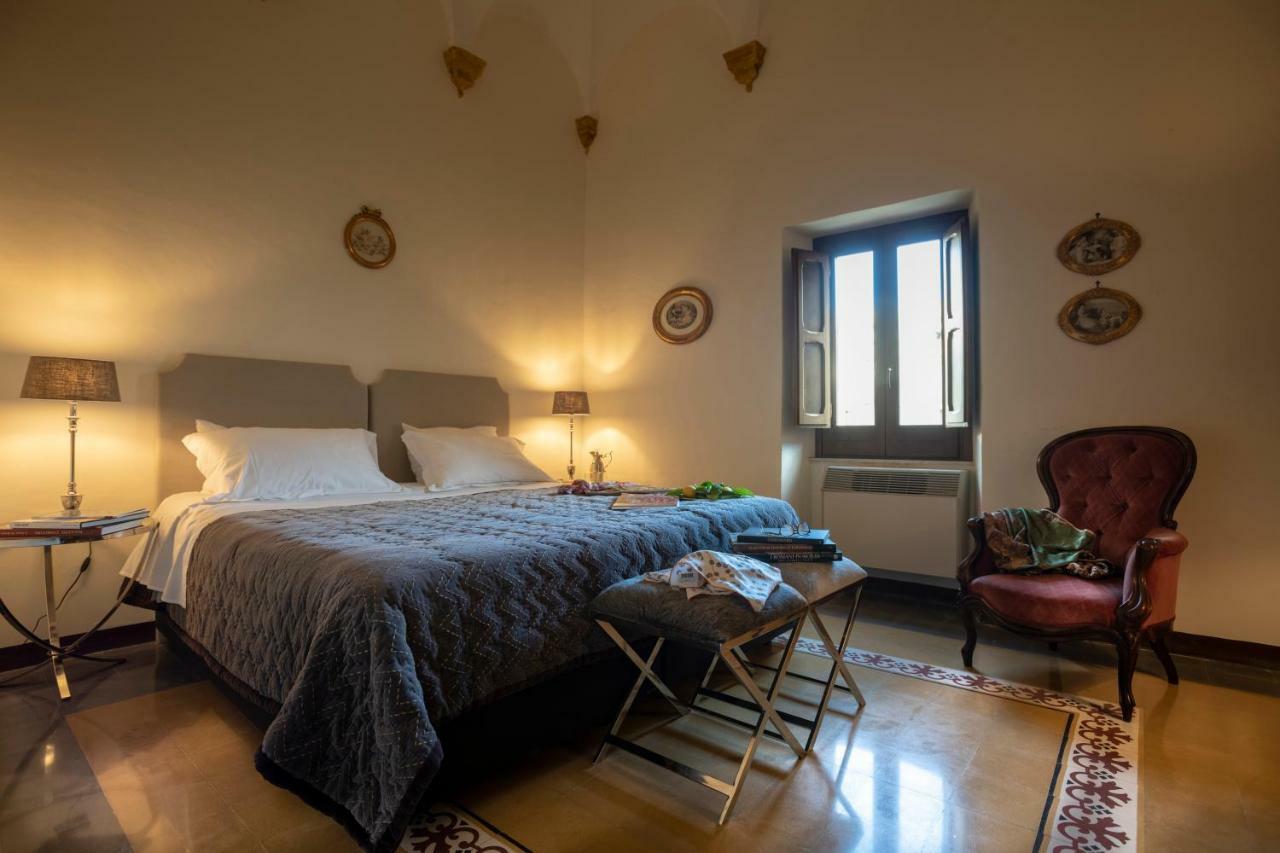 Abbazia Santa Maria Del Bosco Guest House Contessa Entellina Exterior foto